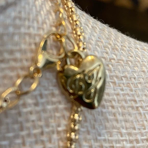 NEW Betsey Johnson Blue and Gold Elephant Pendant Necklace - Picture 3 of 3